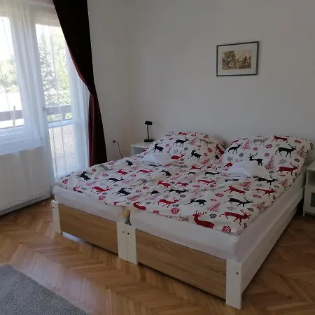 Apartment Vendeghaz A Kerekhegyi Pagonyhoz