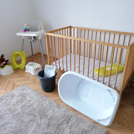 Vendeghaz A Kerekhegyi Pagonyhoz Apartment Zebegeny