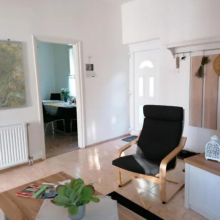Apartment Vendeghaz A Kerekhegyi Pagonyhoz *